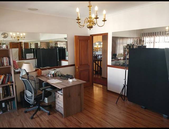 6 BEDROOM HOUSE FOR SALE IN ZWARTKOP EXT 4,5,6,8